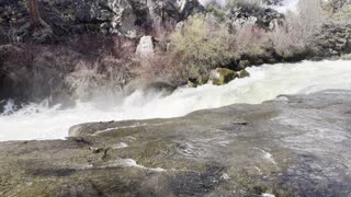 ENJOY the Peace & Quiet of Cascading Dillon Falls – Deschutes River Trail – Central Oregon – 4K