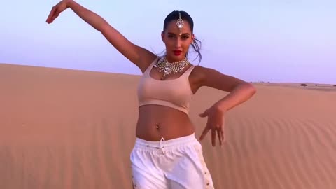 Nora Fatehi Bellydance l Alabina Dance Choreography l Abu Dhabi Desert