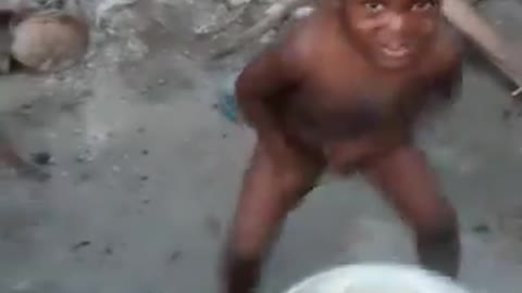 african child demonstration about cooking but funny goes viral