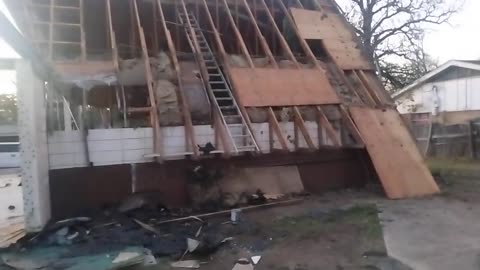 PARIS, TX BUILDING DESTRUCTION On BONHAM ST Part 2