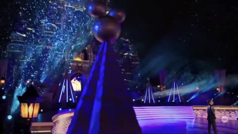 Il Volo - Adeste Fideles (Disney Magical Holiday Celebration)