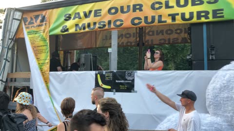 🐰🐰🐰 Rave The Planet 2023 - Music is the Answer❗️Part 12 Brandenburger Tor #weisserhaseberlin ❤️🧡💛💚💙