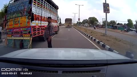 Live Accident Caught on Dash Cam