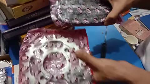 How to check best Quality Motorcycle Chain and Sprokit kit baike k lia kon sa grari set istmal kran