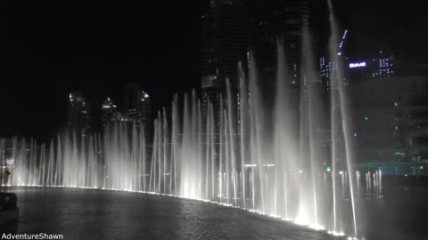 Amazing Fountain Show Dubai Mall