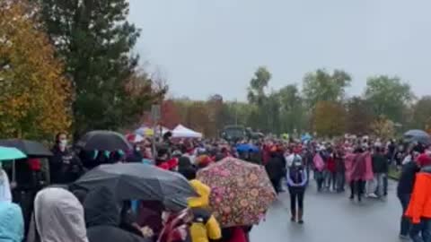 Trump - long line to attend rally Allentown PA, Oct 26 2020