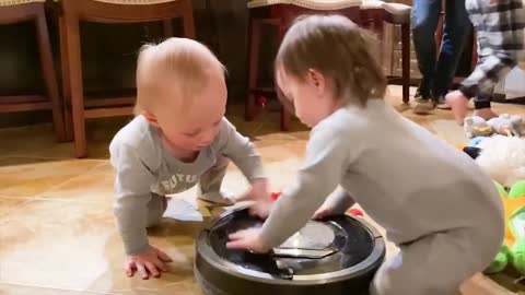 Cutest & Funniest Twin Babies On Planet