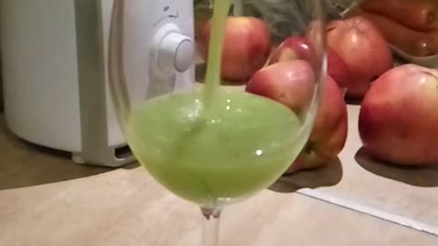 Timelapse fresh juice