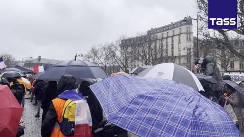 Francia | Una manifestación contra el envío de tropas occidentales a Ucrania