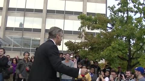 Jordan Peterson's First Protest At The University of Toronto (2016)