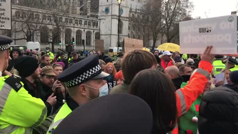 London covid dystopia: vaxpass protestors chant "Resist, defy, do not comply!"