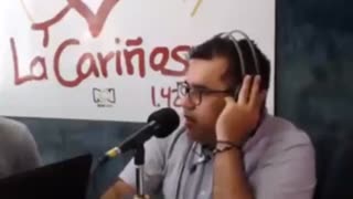 Fuerte temblor sorprendió en vivo a un periodista