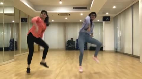 ​2 Girls Punjabi Song Dance....😍😄👍👍 || Punjabi Dance Video today || Bhangra Dance Group