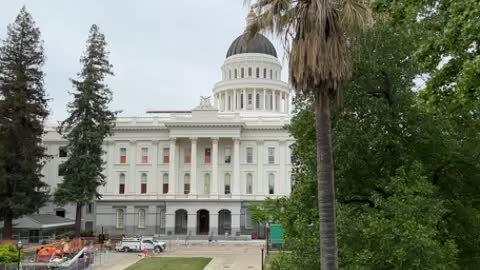 Live - Ca State Capitol - The Peoples Convoy