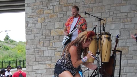 Boogie and the Yo-yoz sing Bostons Peace of Mind at Jones Park in Appleton WIsconsin