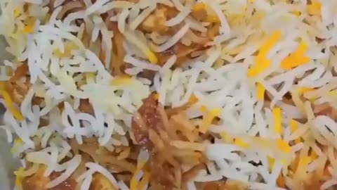 Authentic Chicken Biryani in 30 Minutes! 🍗🍚 Easy One-Pot Recipe 😋 #QuickDinnerIdeas