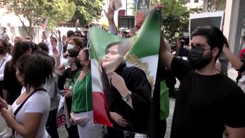 Iranians in Turkey protest over Mahsa Amini death