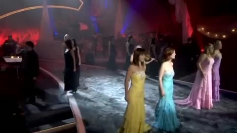 Celtic Woman 'O Come All Ye Faithful'