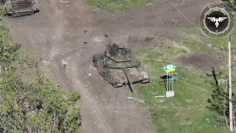 (Must-See)Russian T90M Flames Out and Detonates