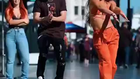 Amazing Dancing