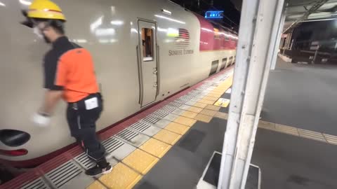 Traveling Alone on Japan's Only Night Train🥰[Okayama-Tokyo] Thrilling Coupling Scene｜Sunrise Express