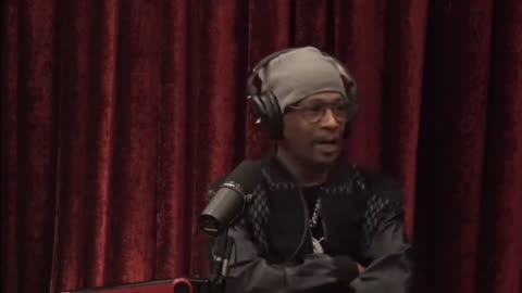 Legendary comedian is STUNNED when Joe Rogan red-pills him on migrant crisis