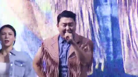 PSY - 'That That (prod. & feat. SUGA of BTS)' Live Performance at 단국대 (Dankook Uni) 220519_Cut