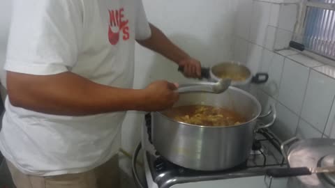 Feliz Dia dos Pais experimentar caldo de mocotó com dobradinha