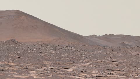 Perseverance Rover Zooms in on Ancient Mars River