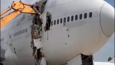 How much does it cost to dismantle an airplane?