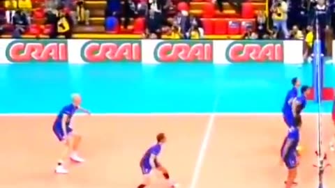 volleyball 👑 The king of cool earvin n'gapeth playing 🇫🇷 #shorts volleybal