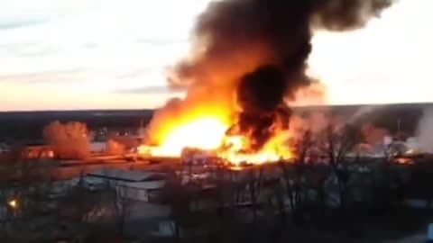 Massive Blaze at Cattle Barn, Spreading to Multiple Buildings in Rock Island, Illinois