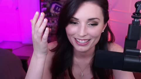 Sexy Streamer Girls #3