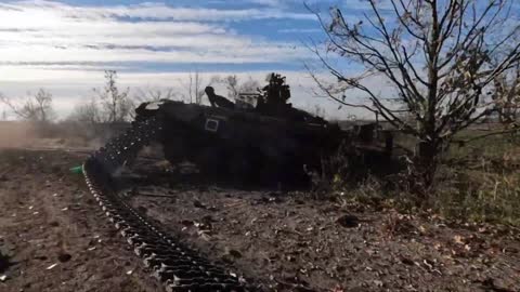 Ukrainian soldiers reunite with their families in liberated Kherson