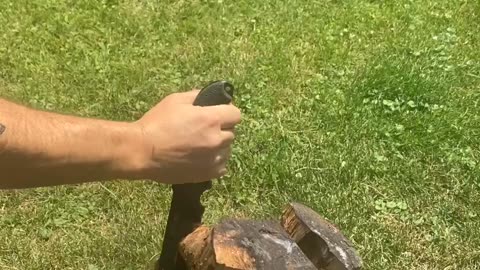 Smashing Old Wood 🪵 With My Schrade SCHF 52