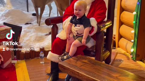 Baby Loves Santa! Cuteness Overload