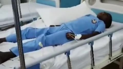 Sad video of a boy who was hOspitalized after b^**ng by a dog has got many in tears online.