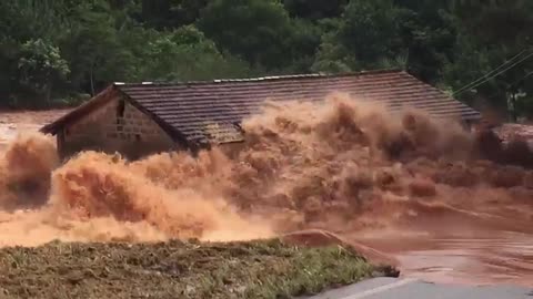 The power of nature : River on it's high flow