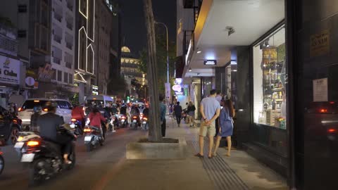 Ho Chi Minh City Walking tour - Nguyen Hue Walking Street - Bach Dang Wharf.f137