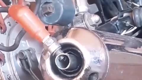 Can spark plugs still be used here? Can spark plugs still be used here?