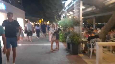 Makarska noću