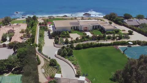 Inside an Extraordinary World-class Estate in Malibu | LUXURY TOUR