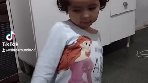 Baby dance tik Tok 4 Brasil