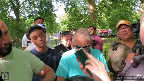 Speakers Corner_Heated Debate_Are You a White Supremacists Bob - Are You An Isla