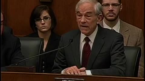 Ron Paul Vs Bernanke: The End Of Fiat Money (2012)