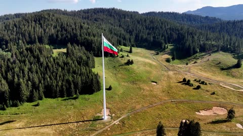 Магичните Роженски поляни: Невероятно видео с дрон - Magical Rozhen Meadows: Stunning Drone Footage