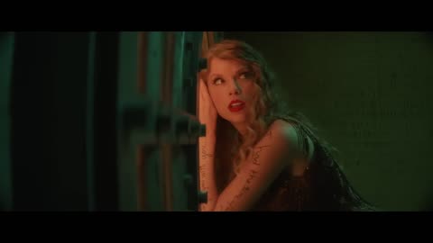 Taylor Swift. - ( I can see you )