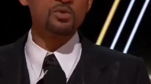 WILL SMITH SLAPS CHRIS ROCK LIVE AT OSCARS!!! WOW!!