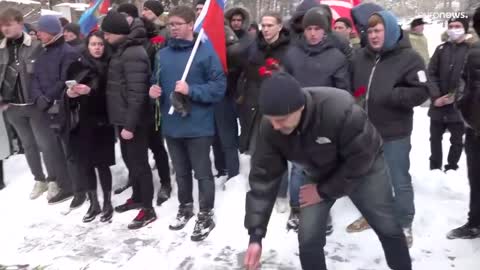 Thousands arrested during anti-war protests in Russia, authorities say