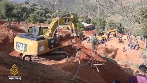 Boy trapped in well for days